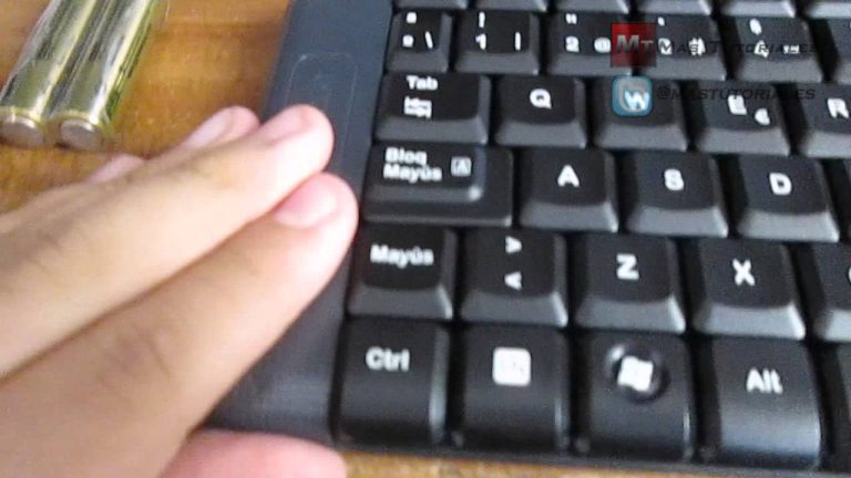 Cómo instalar teclado logitech k220